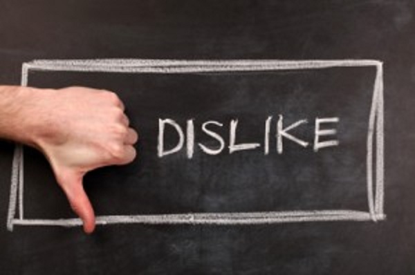 mão e frase dislike